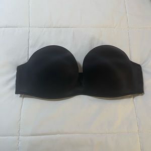 VICTORIA’S SECRET Bombshell Padded Strapless Black Bra - Size 36B